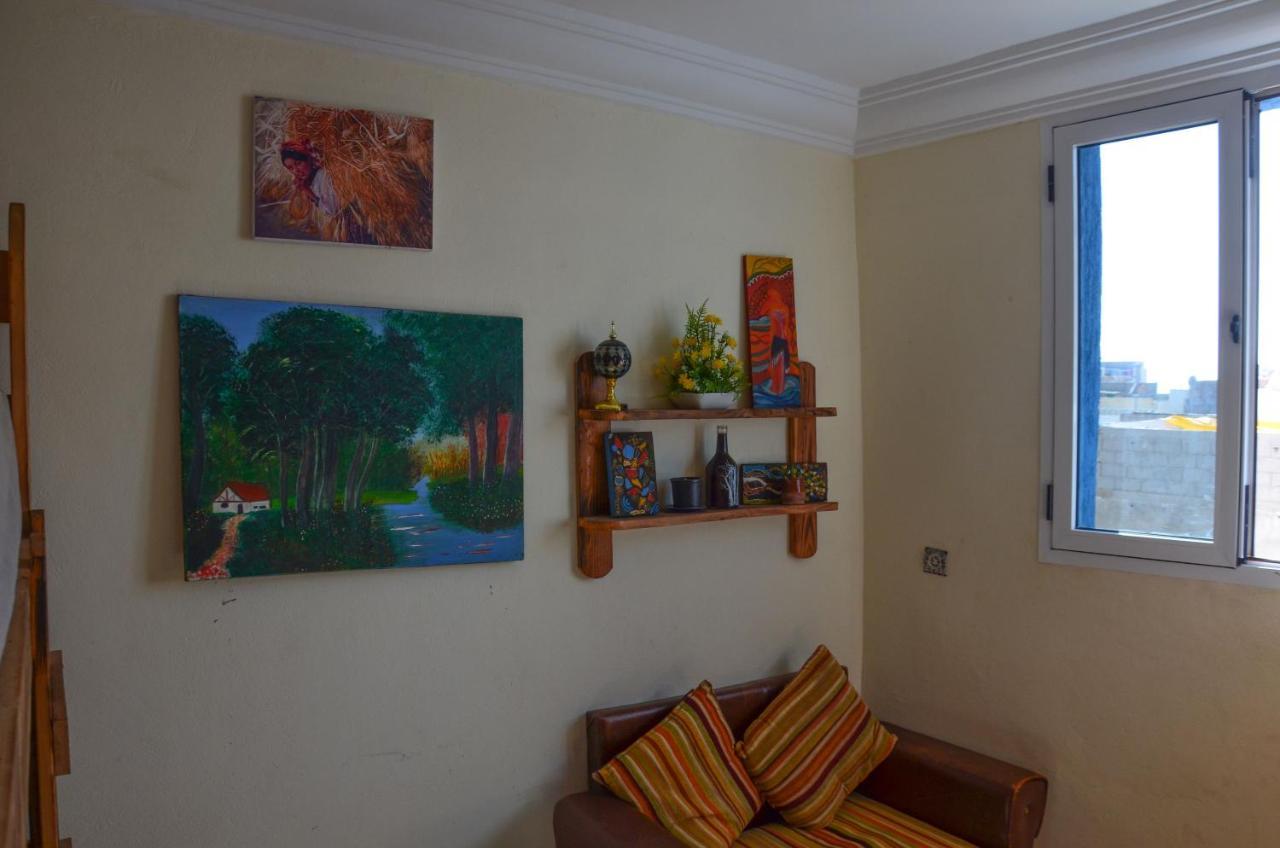 Tayought Surf Hostel Taghazout Ngoại thất bức ảnh