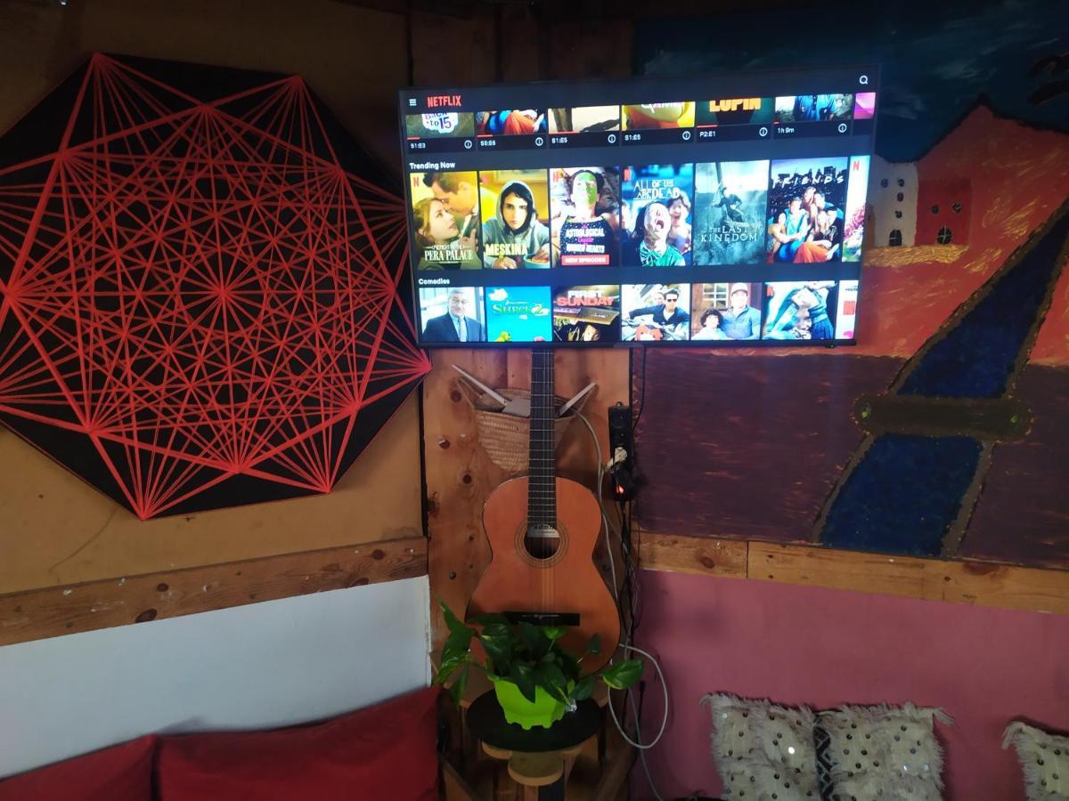 Tayought Surf Hostel Taghazout Ngoại thất bức ảnh